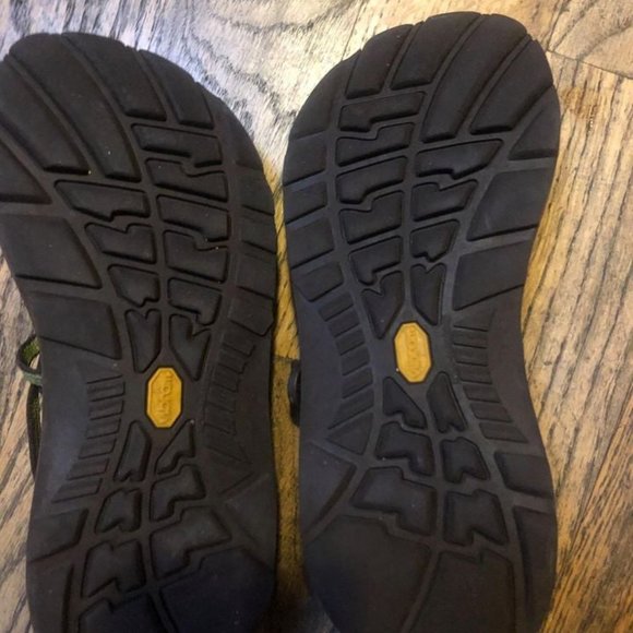 Chaco Sandals - W7 - Picture 3 of 3